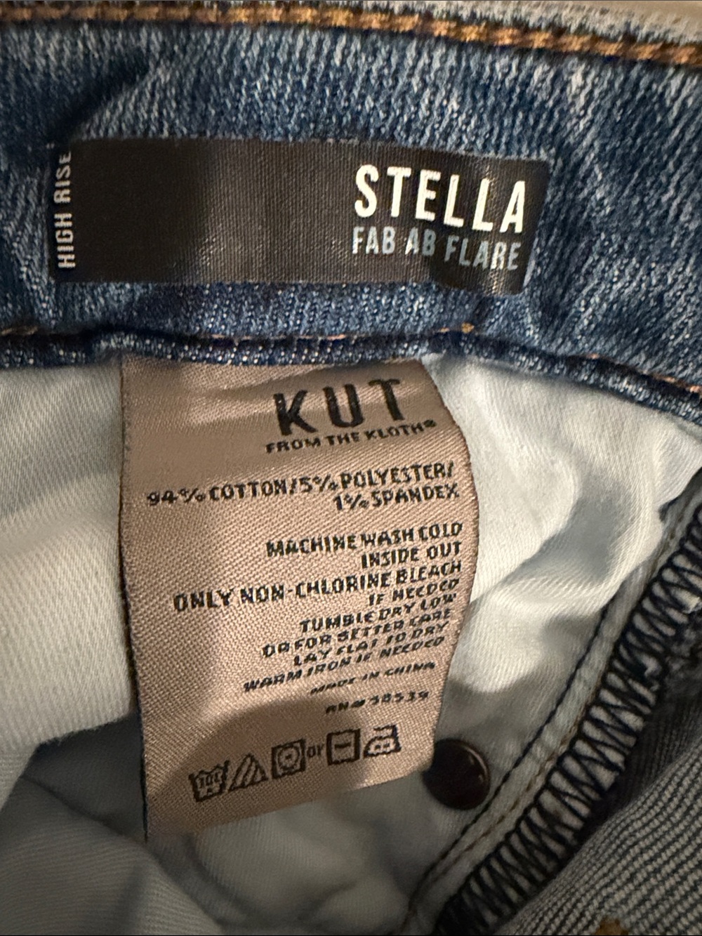 KUT From The Kloth Stella Fab Ab Flare Jeans Navigate Wash Size 6 - Picture 5 of 6